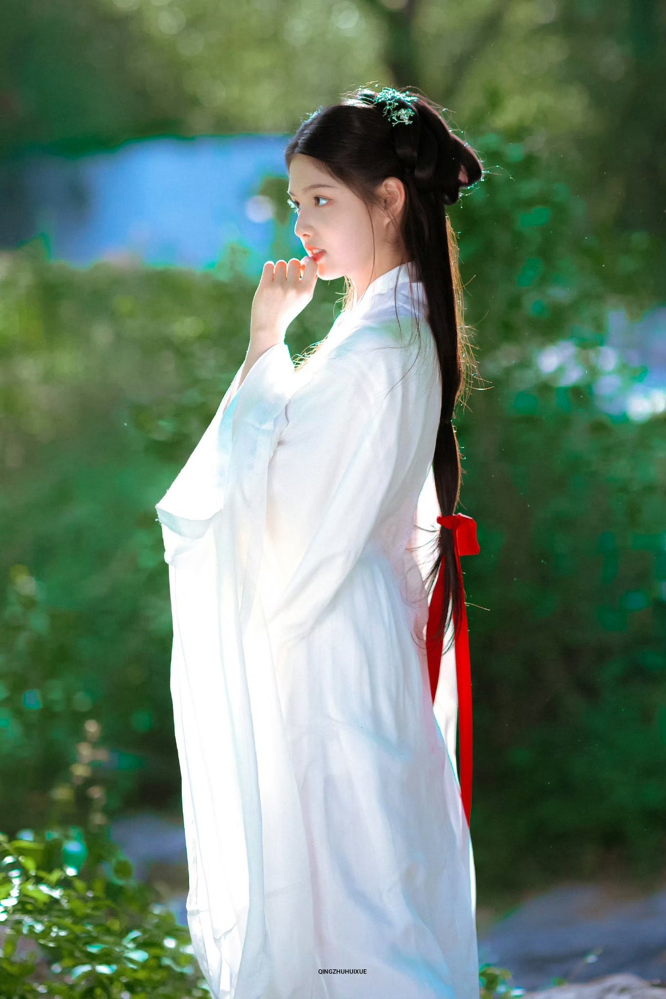 Mới có một Tiểu Long Nữ bớt 7 phần lạnh lùng, thêm 3 phần dịu ngọt: Mỹ nhân cổ trang trời sinh, 17 tuổi chạm đỉnh nhan sắc- Ảnh 2.