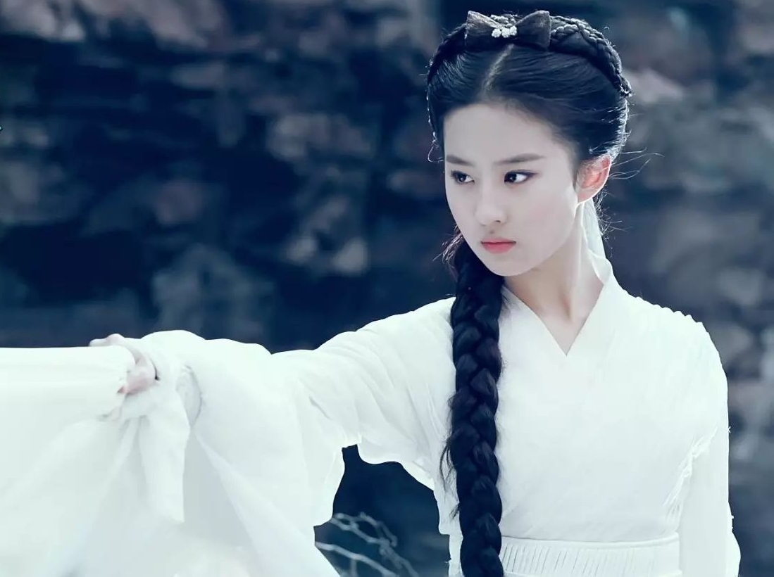 Mới có một Tiểu Long Nữ bớt 7 phần lạnh lùng, thêm 3 phần dịu ngọt: Mỹ nhân cổ trang trời sinh, 17 tuổi chạm đỉnh nhan sắc- Ảnh 8.