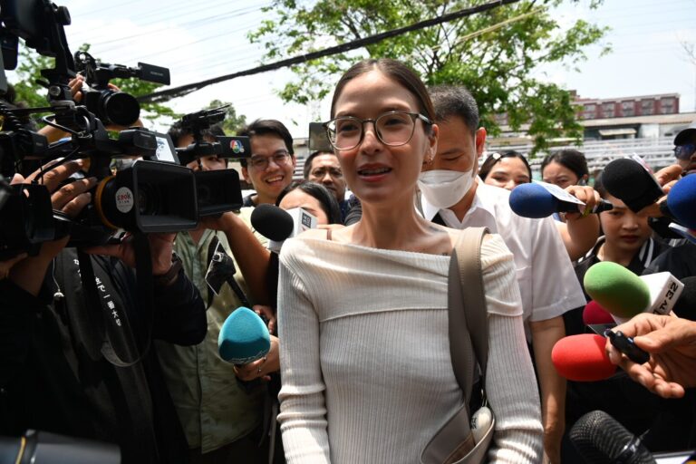 Nữ diễn viên nổi tiếng bị nhân viên cứu hộ giở trò đồi bại ngay tại nhà riêng khi đang cấp cứu- Ảnh 1.