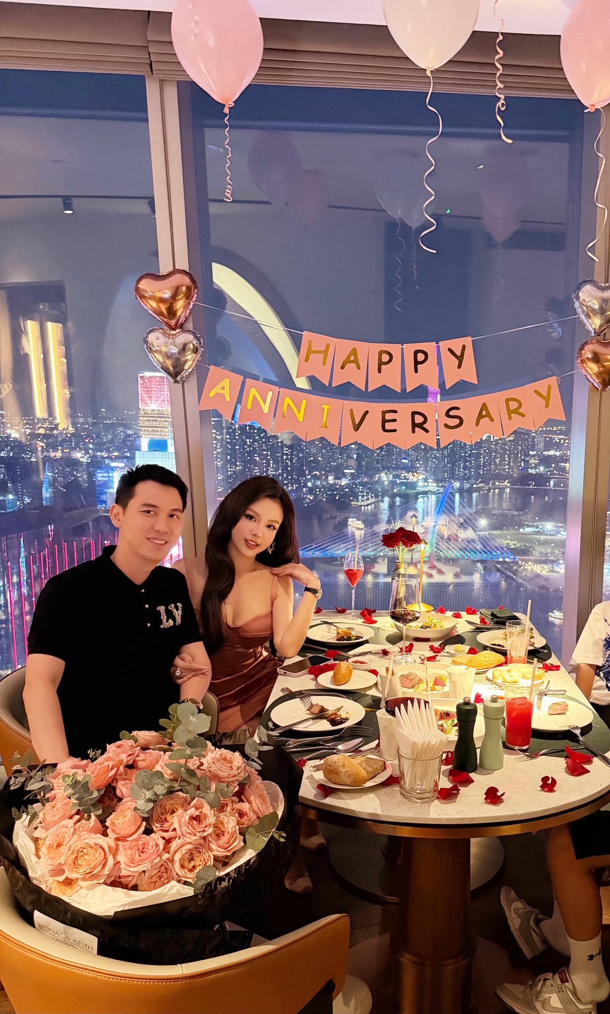 Phú bà showbiz Việt khoe body bốc lửa ở tuổi U40: "Mục đích chính là để anh xem"- Ảnh 7.