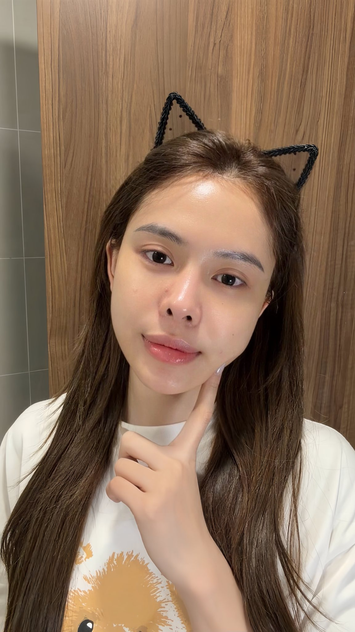 Hà Môi “đắp tiền lên mặt” để sửa những gì? Còn chiếc mũi “đang hếch dần và méo” giờ ra sao?- Ảnh 4.