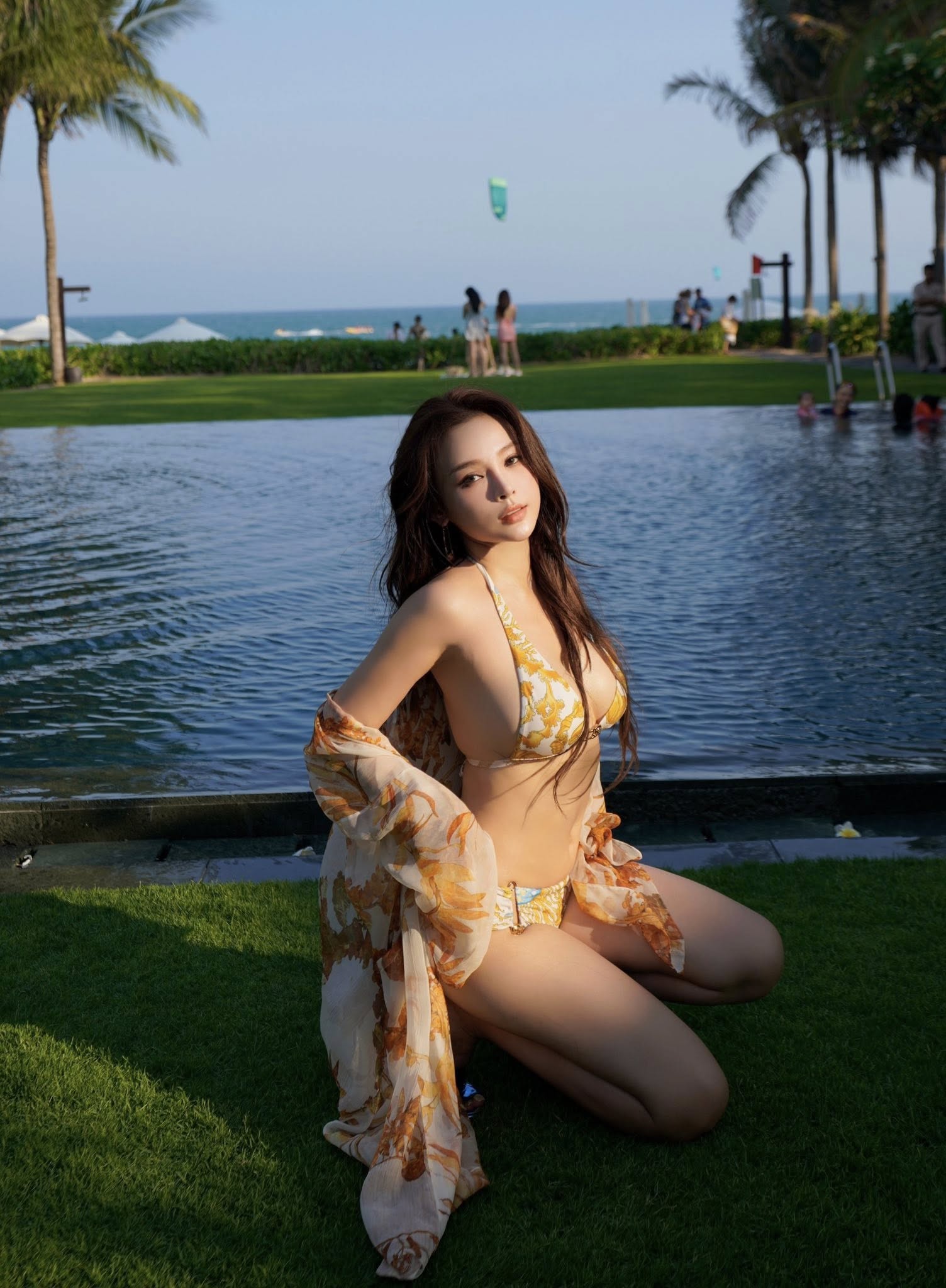 Phú bà showbiz Việt khoe body bốc lửa ở tuổi U40: "Mục đích chính là để anh xem"- Ảnh 2.