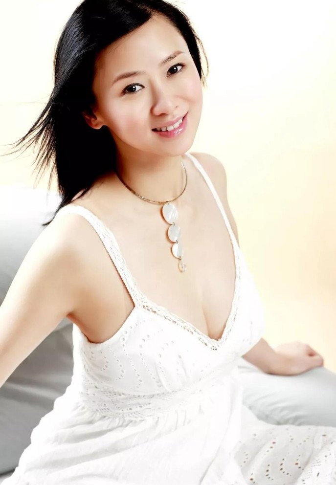 Thời hoàng kim của dòng phim 18+ Hong Kong và những "nàng thơ" làm khuynh đảo màn ảnh thập niên 90- Ảnh 13. Thời hoàng kim của dòng phim 18+ Hong Kong và những "nàng thơ" làm khuynh đảo màn ảnh thập niên 90- Ảnh 13.