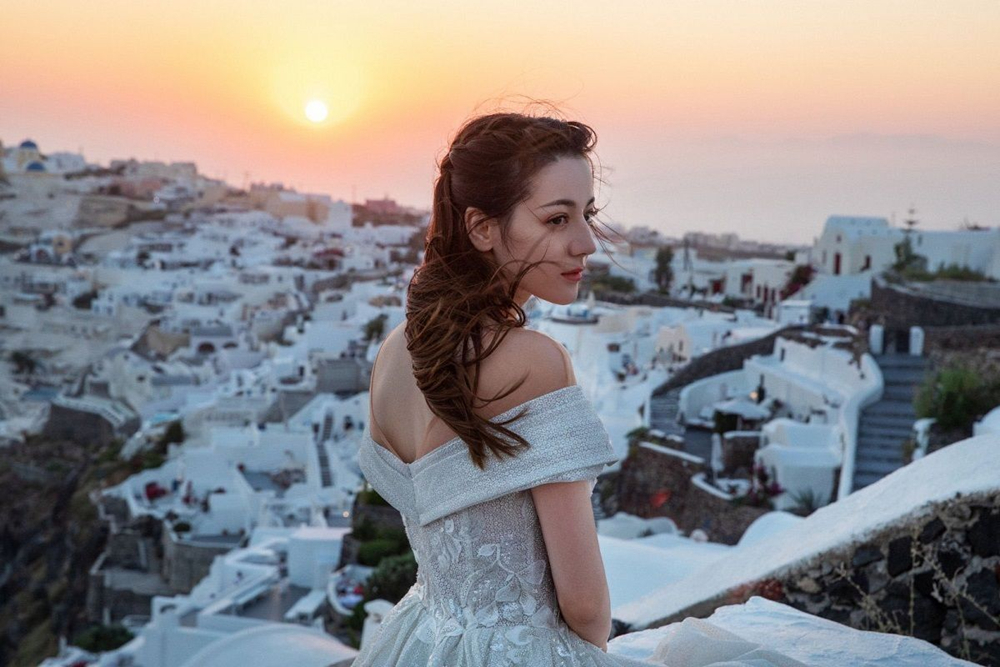 Mỹ nhân mặc váy cưới đẹp nhất showbiz gọi tên Địch Lệ Nhiệt Ba!- Ảnh 12.