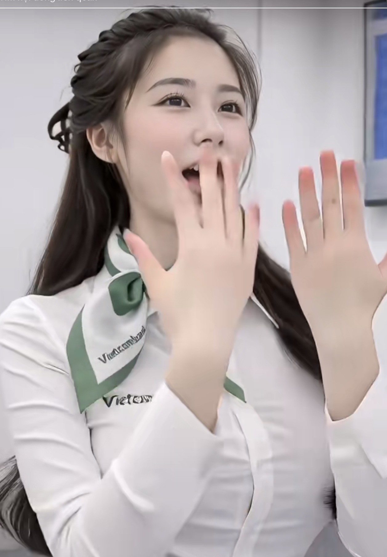 Trắng trợn chiêu trò mượn danh Tiểu Hý, kênh "fake" công khai chạy quảng cáo- Ảnh 1.