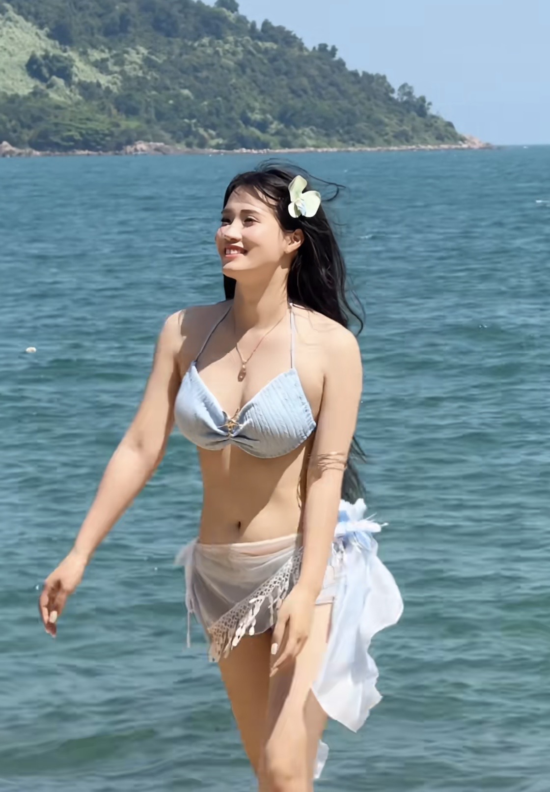 Sáng bừng cả khung hình, cô giáo mầm non gây bất ngờ với vóc dáng chuẩn chỉnh và thần thái cuốn hút- Ảnh 7.