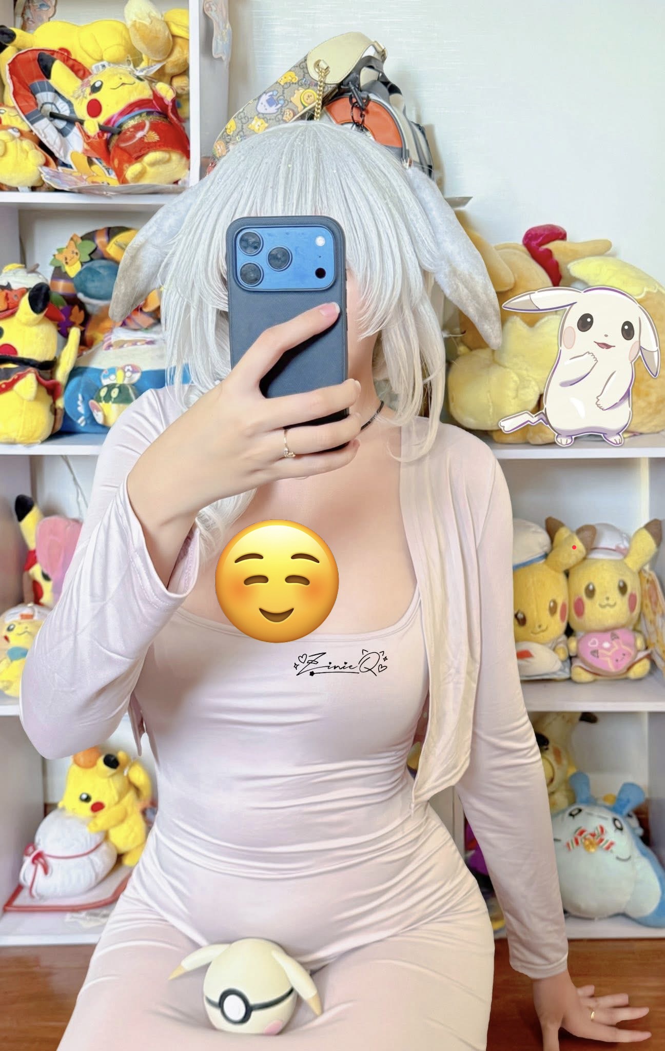 Nữ coser trình làng "outfit" lấy cảm hứng từ Pokémon, lộ vòng 2 lùm lùm vẫn tự tin ngút ngàn!- Ảnh 1.