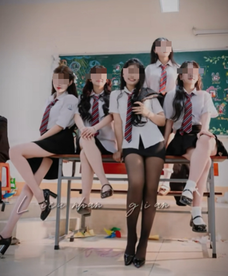 Chụp ảnh kỷ yếu với "tất lưới", nhóm học sinh bất ngờ bị CDM chỉ trích dữ dội- Ảnh 2.