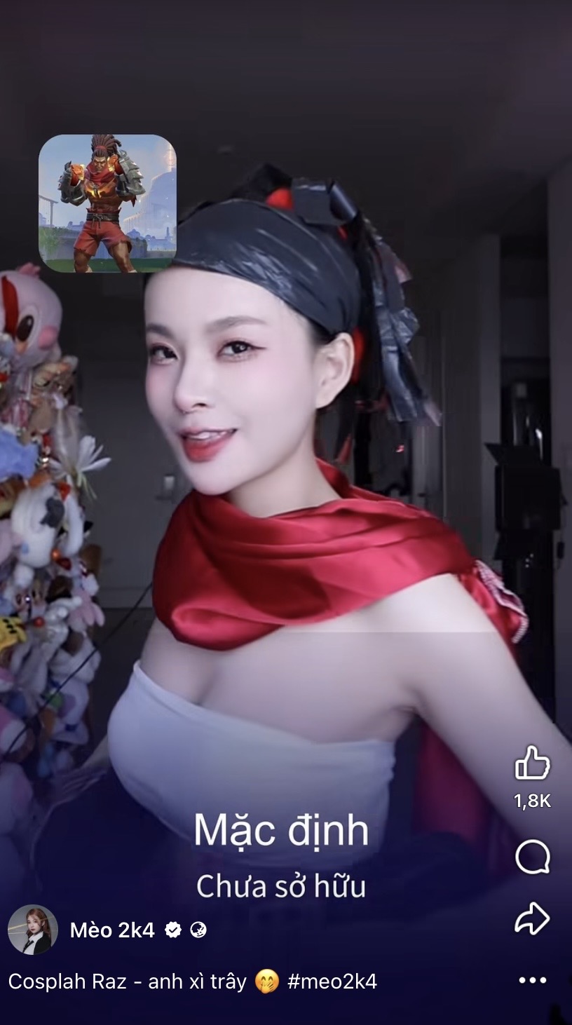 Soi nhan sắc Mèo 2k4 qua hai tấm ảnh diện áo Pikachu cách nhau 5 năm: Lột xác từ "bé hạt tiêu" dễ thương thành mỹ nhân quyến rũ- Ảnh 1.