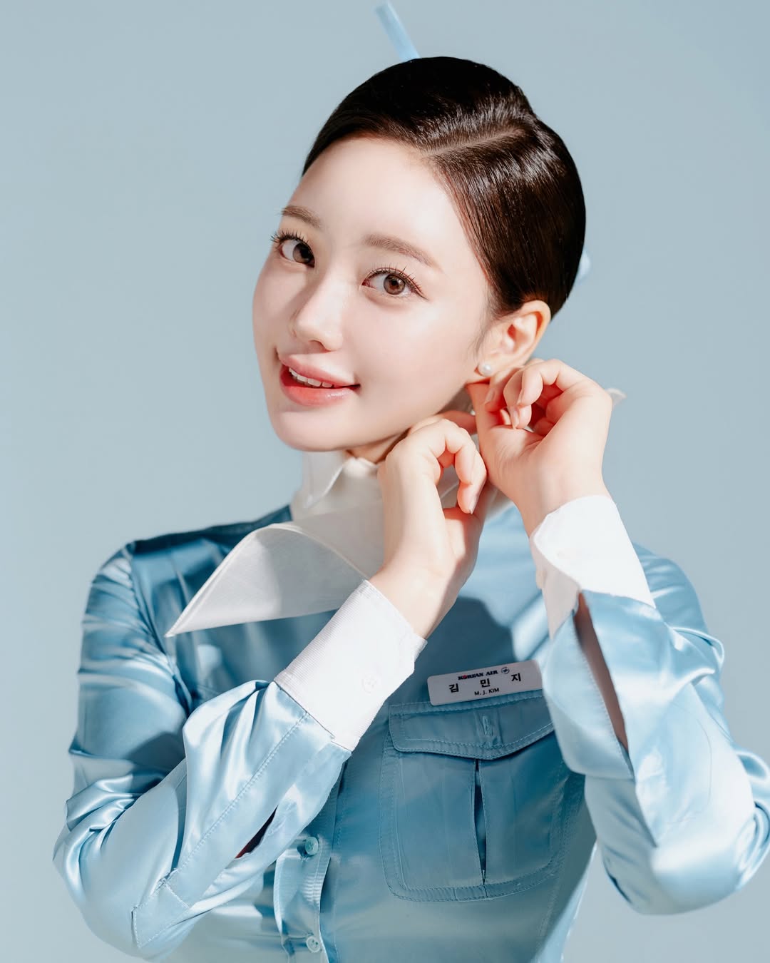 Nữ tiếp viên hàng không đẹp như "búp bê sống" bỏ nghề lấy chồng CEO: Nhan sắc, cuộc sống giờ ra sao?- Ảnh 2.