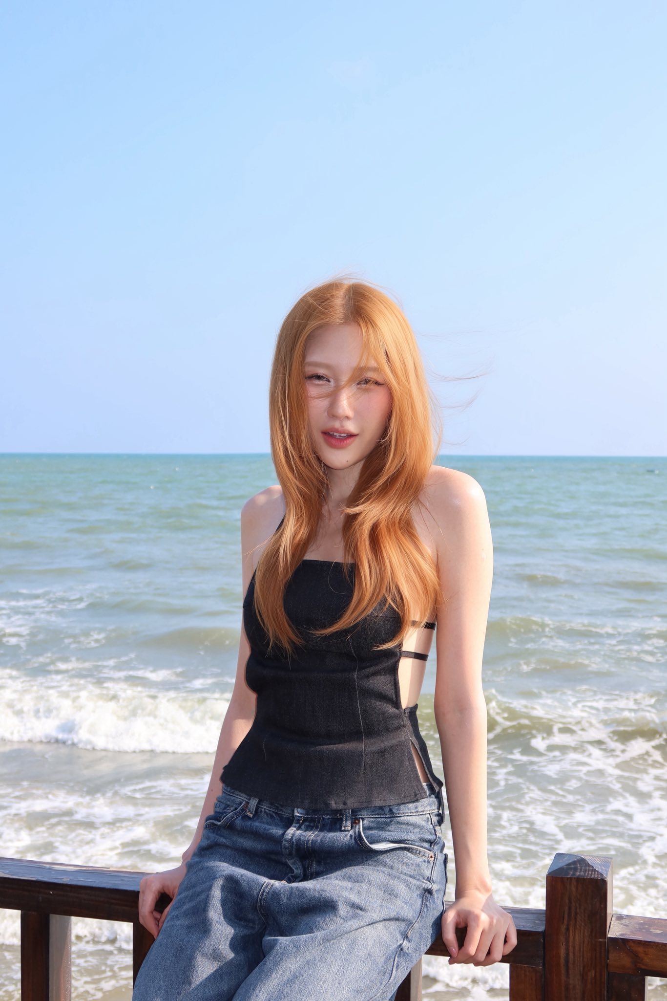 "Em gái Trấn Thành" khoe lưng trần quyến rũ tại Phan Thiết, body "vòng nào ra vòng nấy"- Ảnh 2.