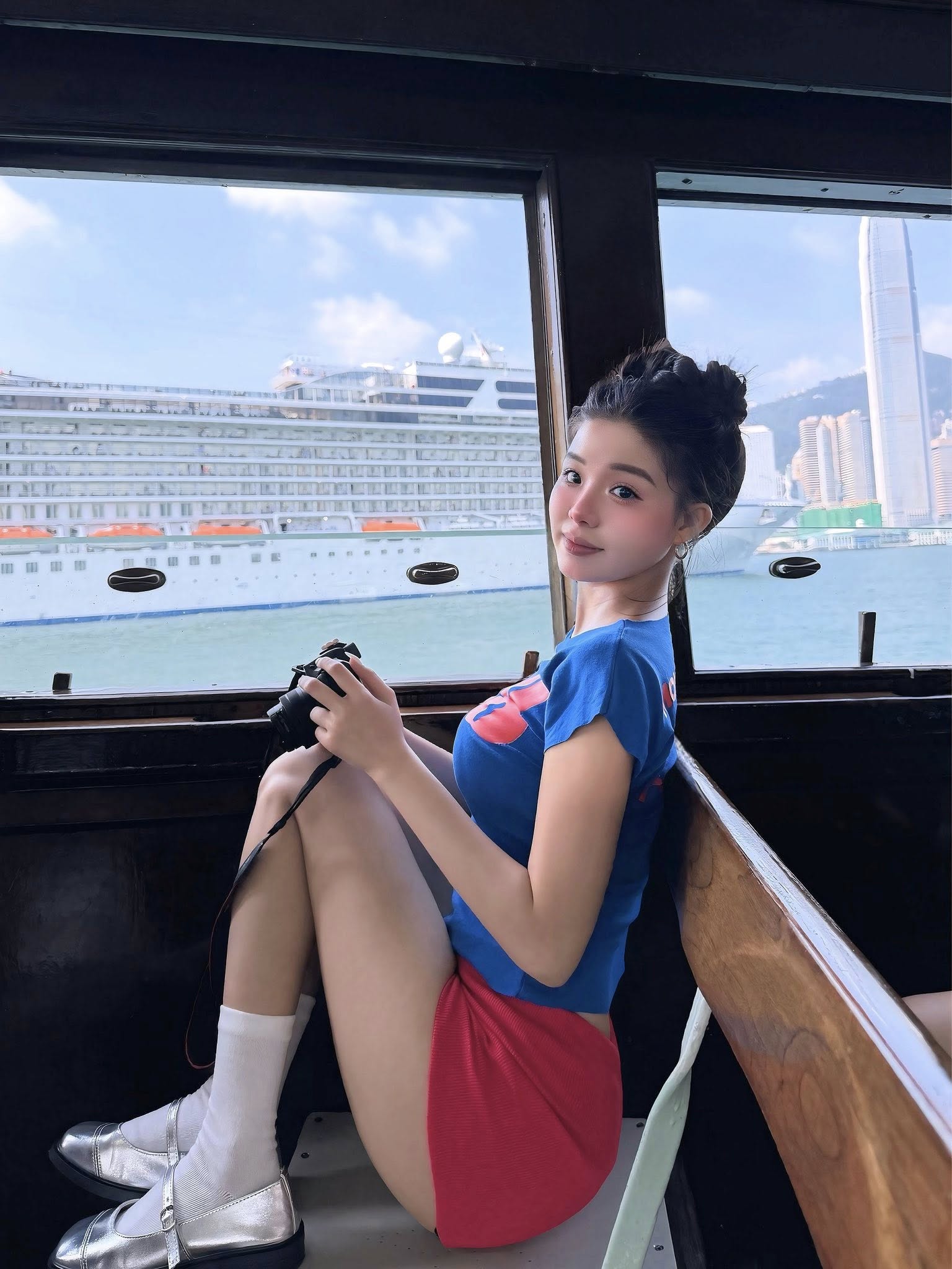 "Dạo bước Hồng Kông" với bộ ảnh xuất sắc của hot girl Trà Hạ Ly- Ảnh 2.
