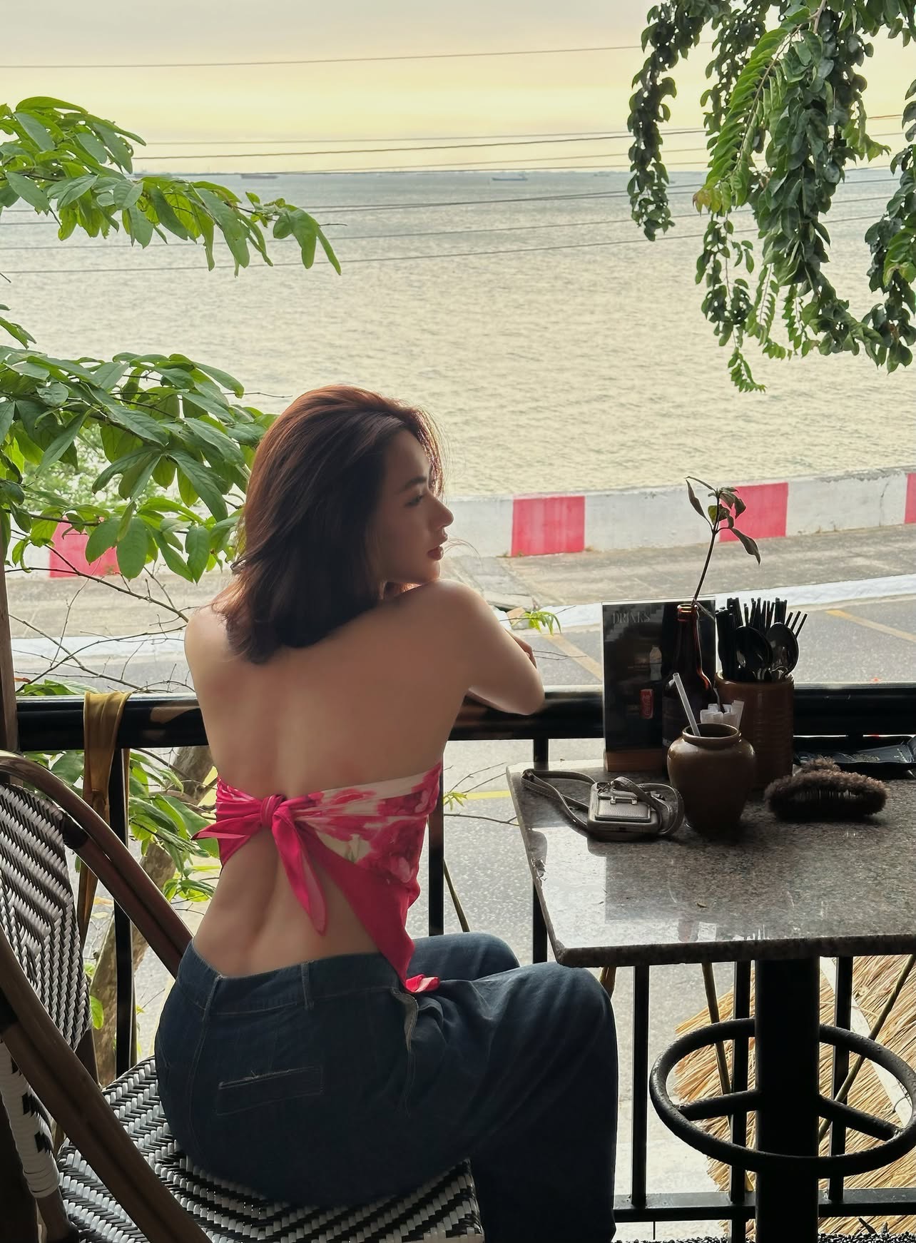 Gái đẹp Việt Nam đổ xô khoe bóng lưng- Ảnh 7.