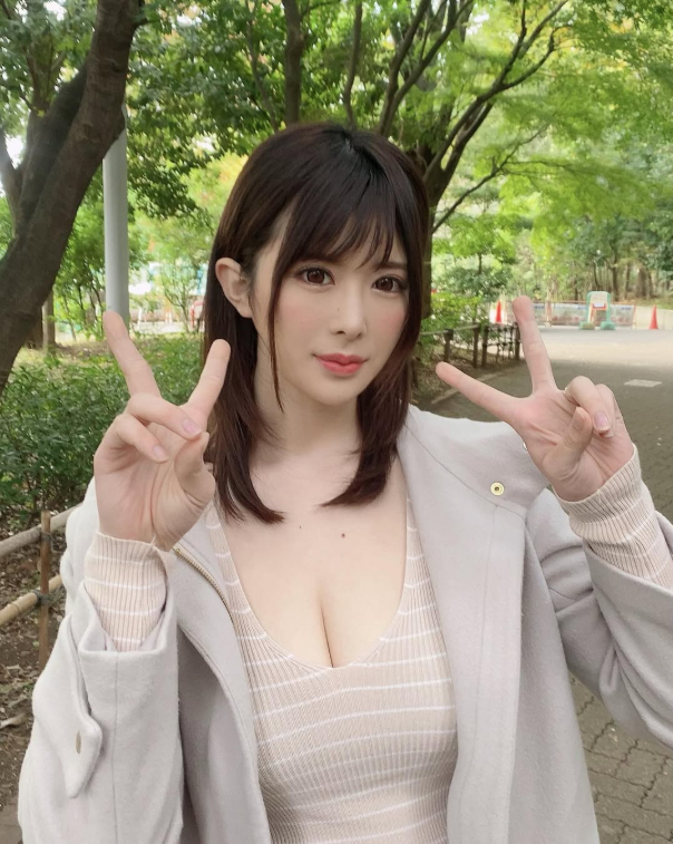 Nổi tiếng chỉ sau Yua Mikami, cô nàng hot girl bất ngờ gặp chấn thương nặng, tương lai bị đặt dấu hỏi- Ảnh 1.