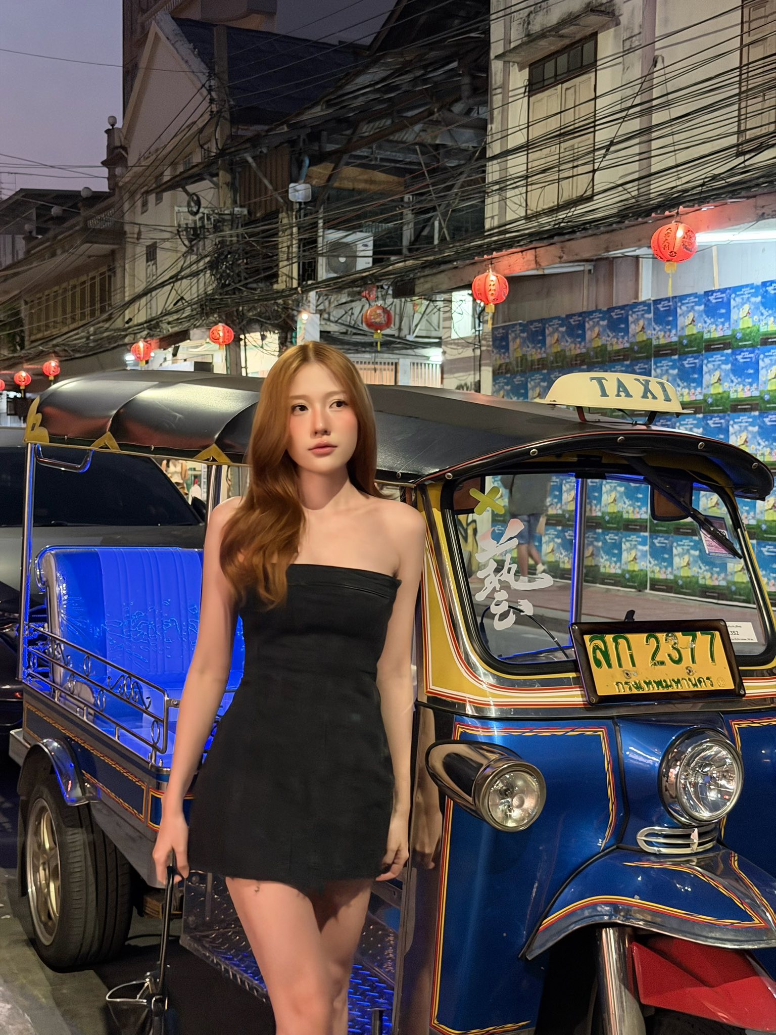 "Em gái Trấn Thành" khoe lưng trần quyến rũ, vòng eo vạn người mê sau khi giảm 12kg- Ảnh 8.