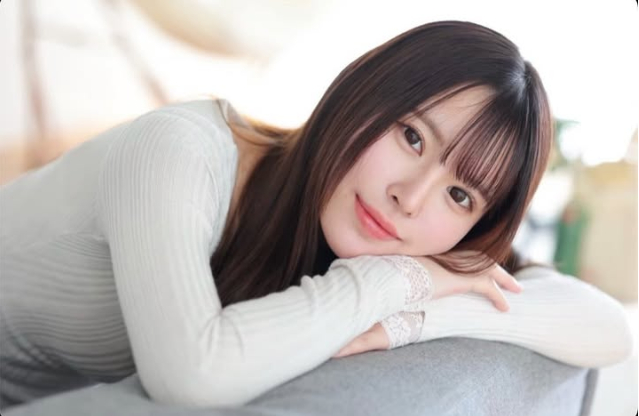 Cố để thành idol mãi không nổi tiếng, cô nàng chuyển hướng thành hot girl gợi cảm, muốn trở thành Yua Mikami- Ảnh 1.