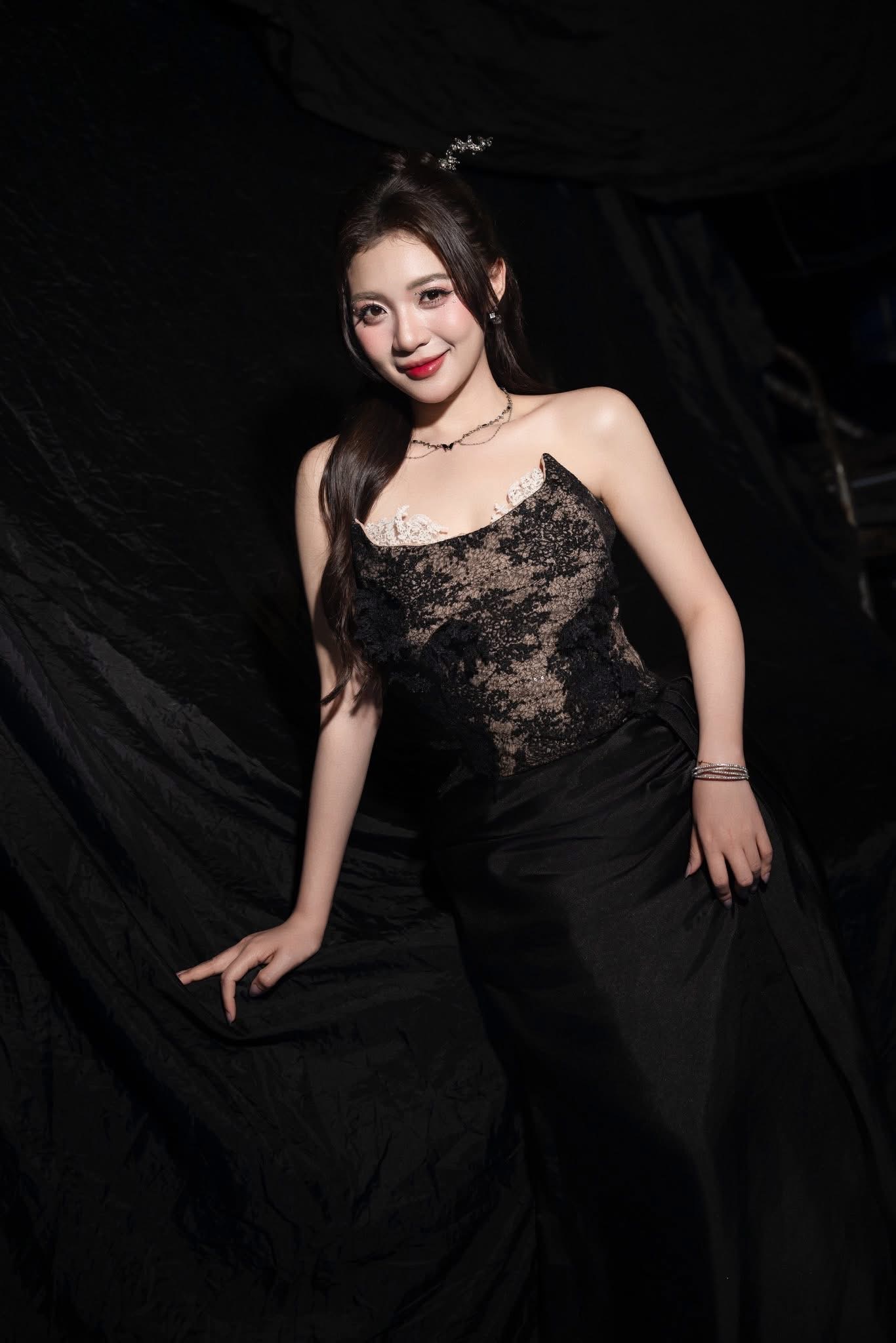 Nén cơn sốt 39 độ, MC Phương Thảo vẫn cực tươi tắn tại sân khấu kỷ lục Việt Nam- Ảnh 8.