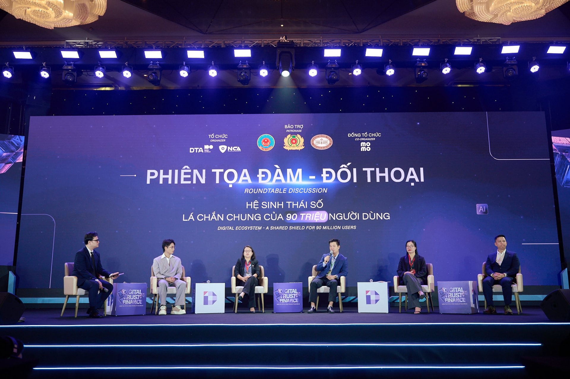 Nghe Hiếu PC nói "Chỉ với 1 dòng prompt này, hacker có thể biết tất cả về nạn nhân", MC VTV lo sợ- Ảnh 2.