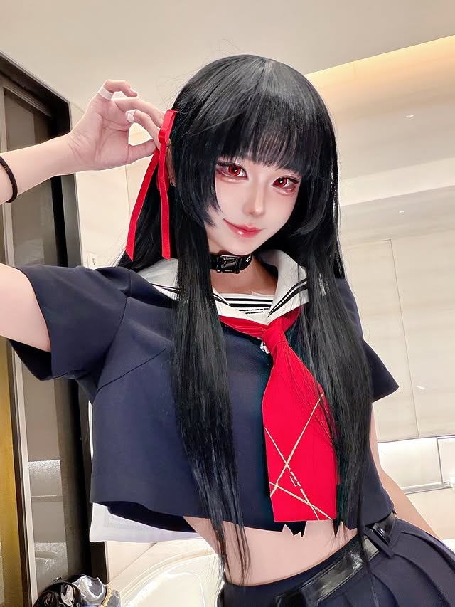 Hoa mắt với tạo hình "như phim" của nữ coser xinh đẹp, săm soi trang cá nhân mà người xem ngỡ như tìm thấy cả "kho tàng"- Ảnh 6.
