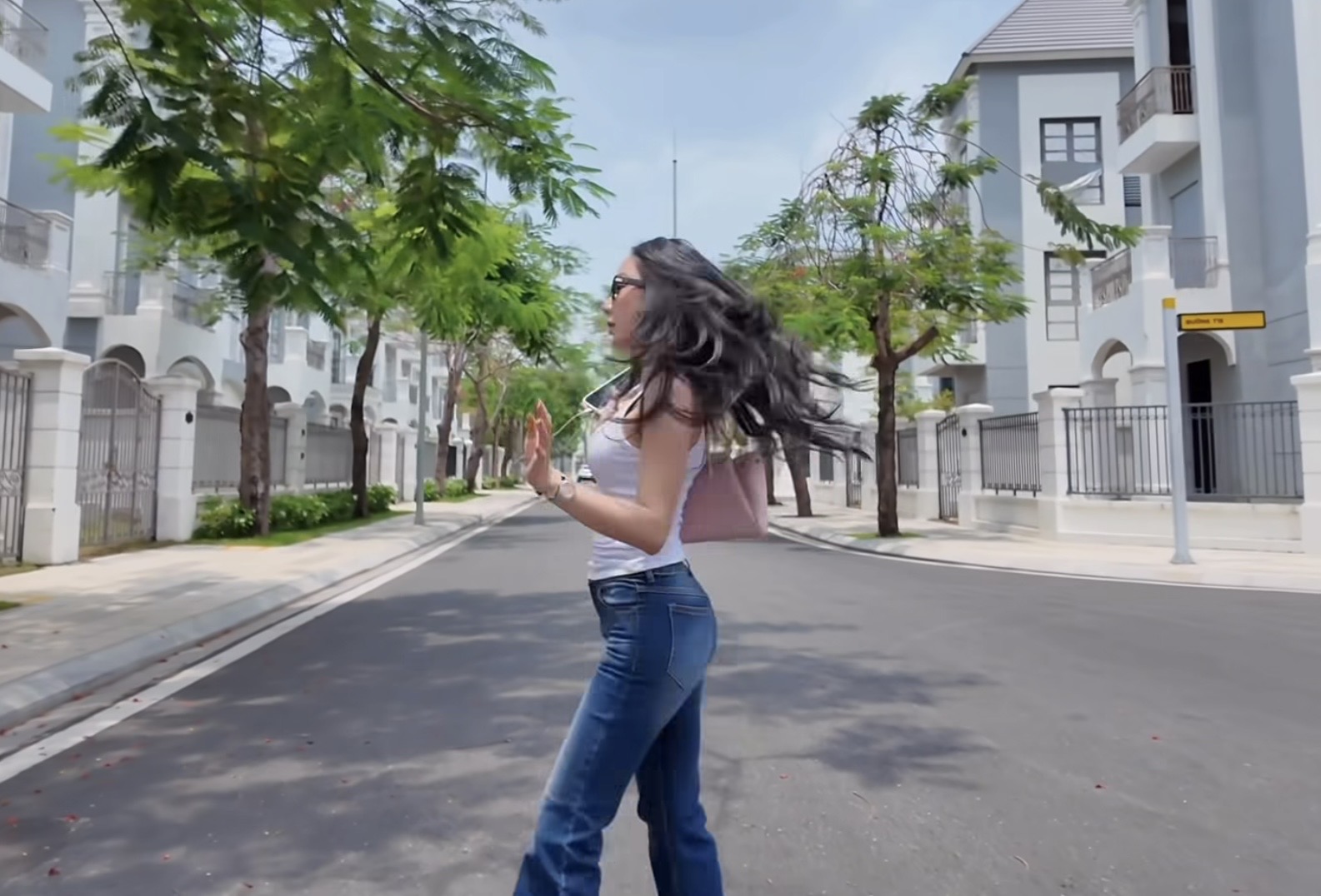 Visual phát ra âm thanh, ngắm hình ảnh hiện tại của Mina Young, fan tự nhiên thấy nhạc chạy trong đầu- Ảnh 3.