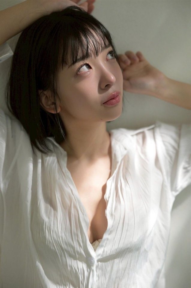 Bị chỉ trích vì trở thành hot girl gợi cảm, cô nàng bức xúc phản pháo, lấy cả Yua Mikami ra làm ví dụ- Ảnh 1.