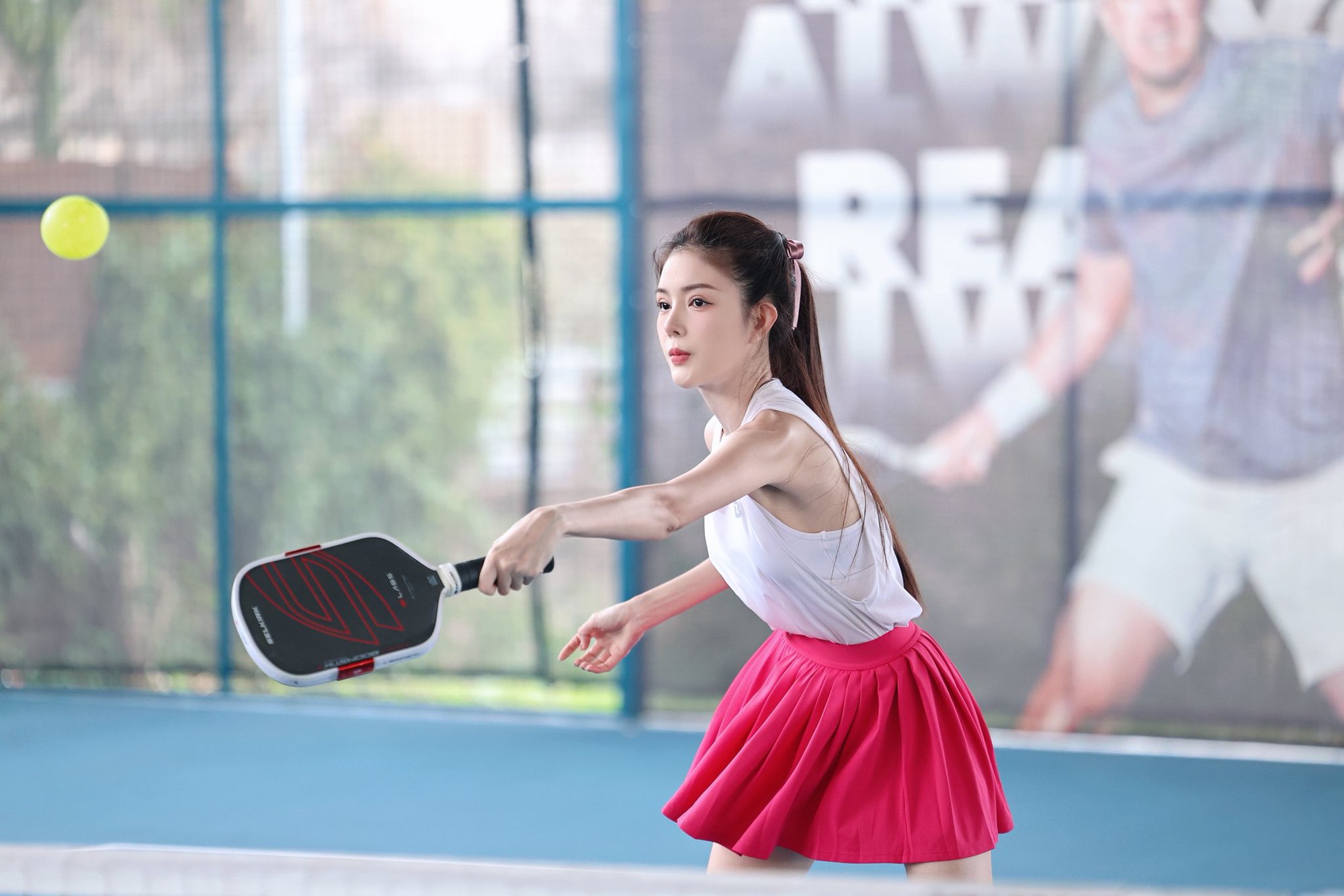 Nhan sắc hiện tại của Lilly Luta: "Búp bê sống" thế hệ 9X ngày ấy giờ ra sao sau những lần đập đi xây lại?- Ảnh 12.
