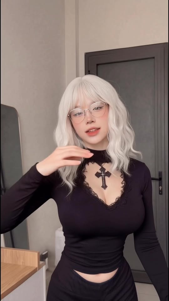 Hot girl AI viral khắp cõi mạng, cứ "bay nick" lại lập mới, hút hàng triệu view nhưng nền tảng vẫn thờ ơ?- Ảnh 7.