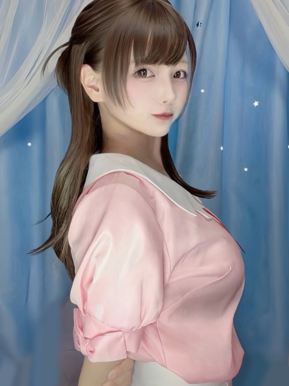 Tò mò phản ứng của CĐM, hot girl đăng tải hai bức ảnh khoe và che vòng một, chỉ số đối lập hoàn toàn- Ảnh 1.