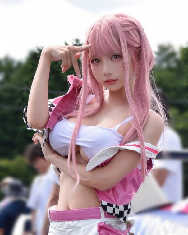 Tò mò phản ứng của CĐM, hot girl đăng tải hai bức ảnh khoe và che vòng một, chỉ số đối lập hoàn toàn- Ảnh 7.