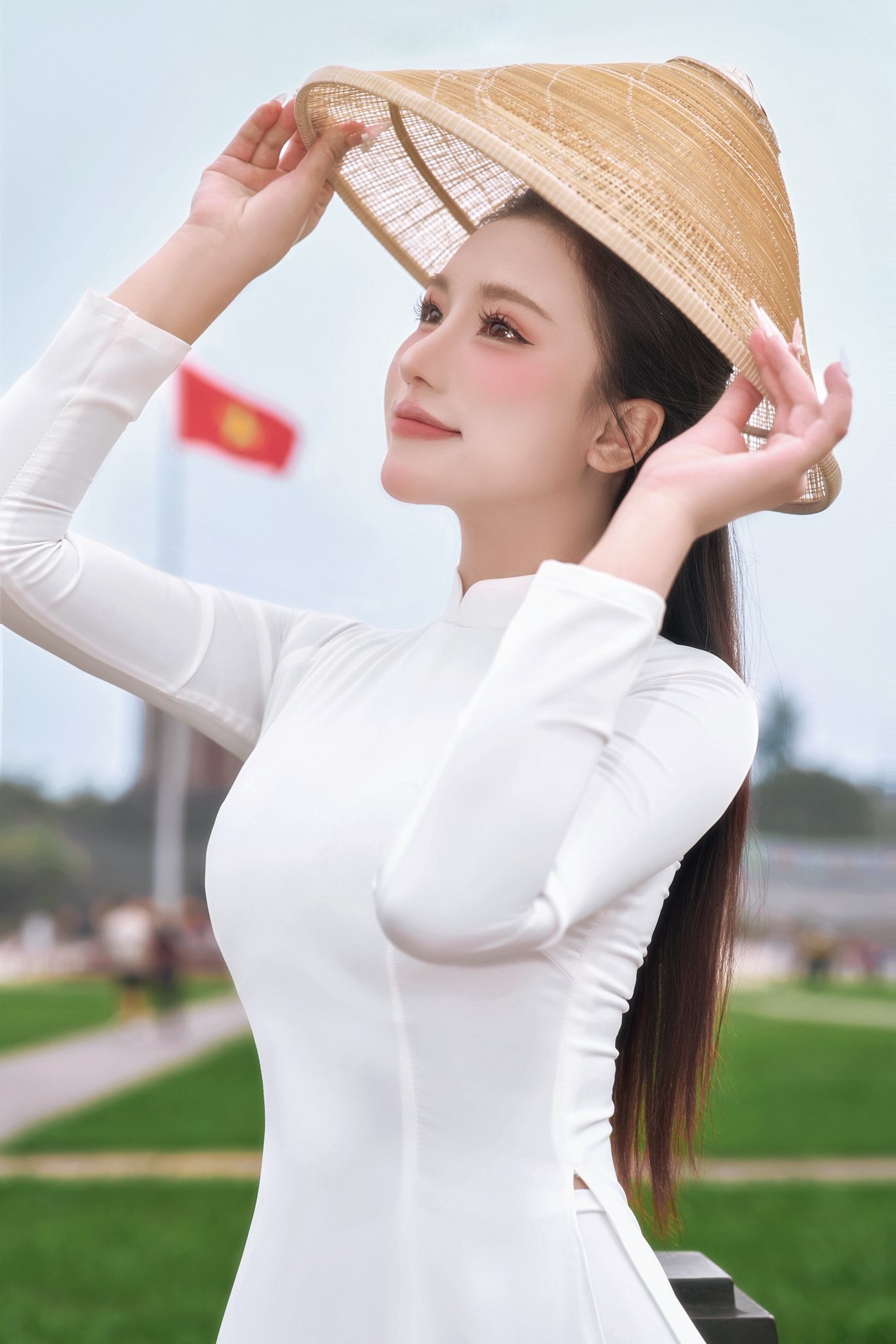 Thích thú với bộ ảnh áo dài ý nghĩa của Á Khôi Phương Anh nhân dịp kỷ niệm Ngày Thống nhất đất nước- Ảnh 5.