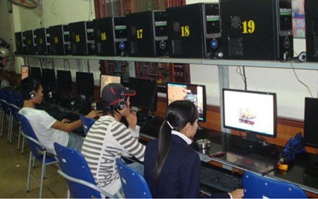 Từ quán Net đến màn hình dọc: Hành trình tái hiện "Hồi ức nhập vai" đầy cảm xúc của Phượng Hoàng Tru Tiên- Ảnh 1.