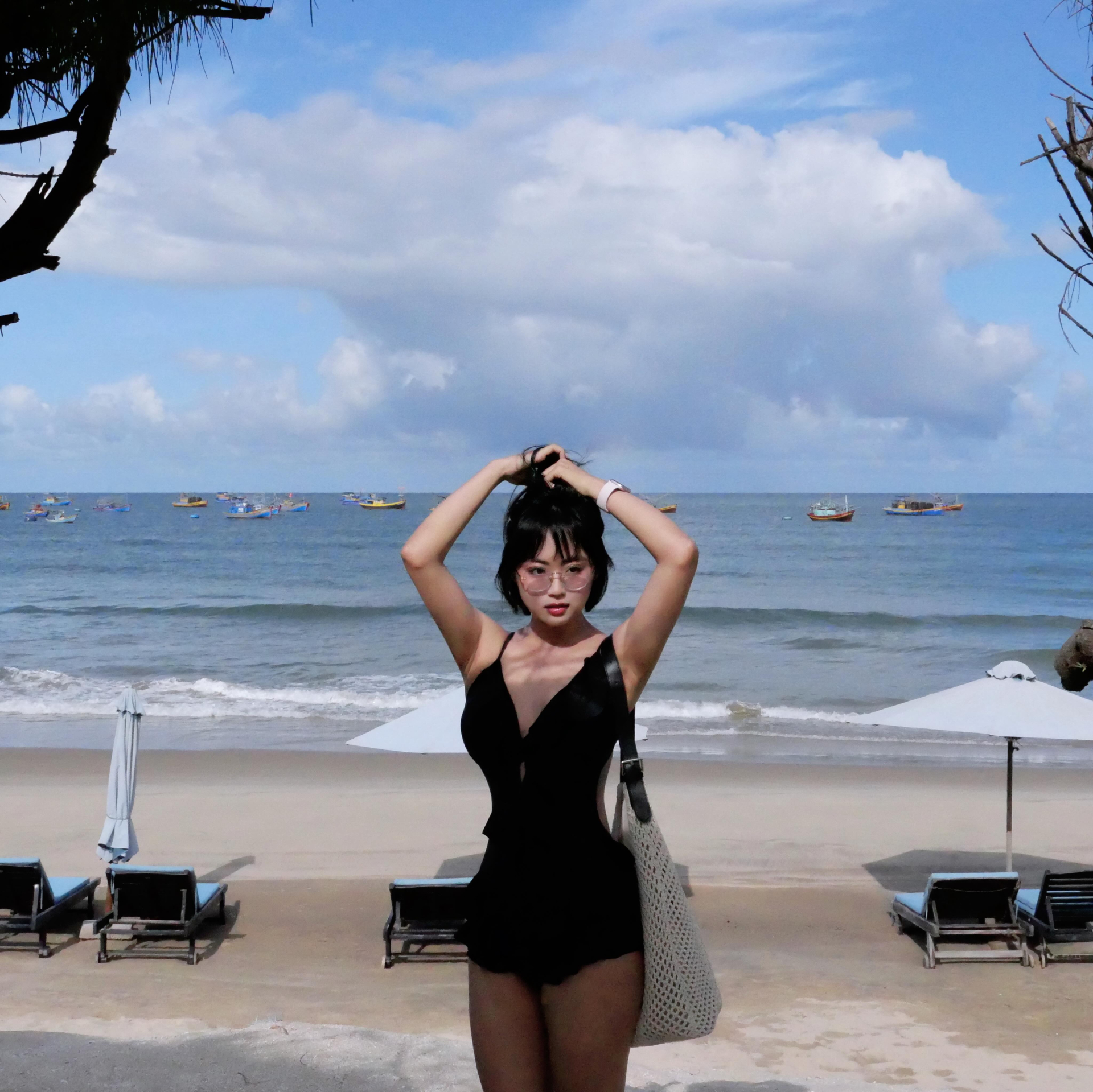 MC Minh Nghi gia nhập đường đua bikini ngày hè nhưng phải thốt lên câu "than thở"- Ảnh 3.