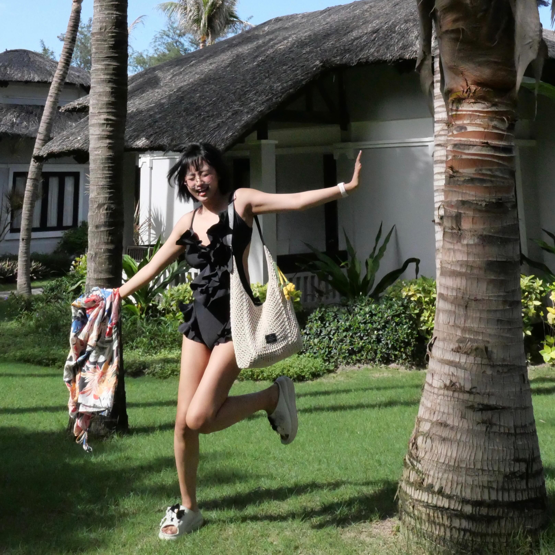 MC Minh Nghi gia nhập đường đua bikini ngày hè nhưng phải thốt lên câu "than thở"- Ảnh 6.