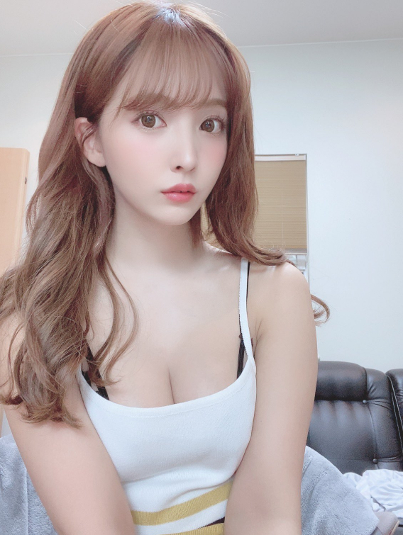 Yua Mikami hào phóng, hướng dẫn fan cách quay TikTok triệu view của mình, thừa nhận cũng phải "trầy da tróc vẩy"- Ảnh 6.