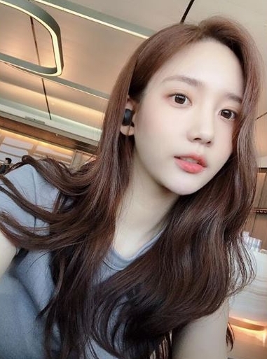 Phát hiện 1 nàng thơ nhiều lần bị bắt vì ma túy, ra tù chăm cập nhật cuộc sống lành mạnh lên mạng, gắn link bán hàng- Ảnh 2. Phát hiện 1 nàng thơ nhiều lần bị bắt vì ma túy, ra tù chăm cập nhật cuộc sống lành mạnh lên mạng, gắn link bán hàng- Ảnh 2.