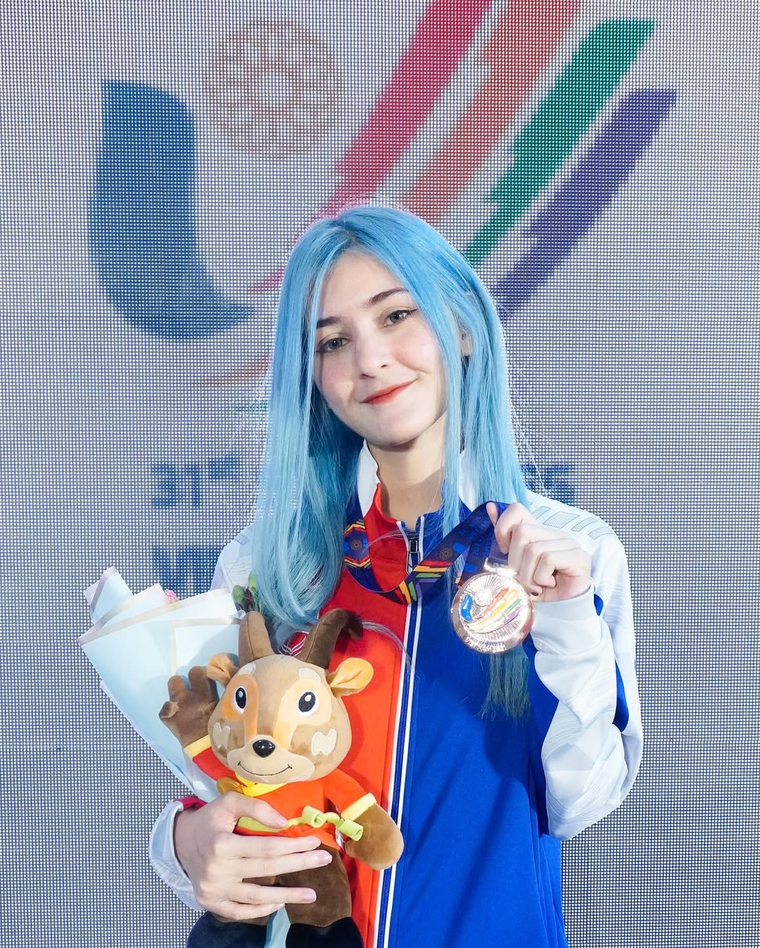 Quý quân SEA Games khoe dáng táo bạo, nhan sắc không đổi sau 4 năm khiến làng game Việt "chao đảo"- Ảnh 1.