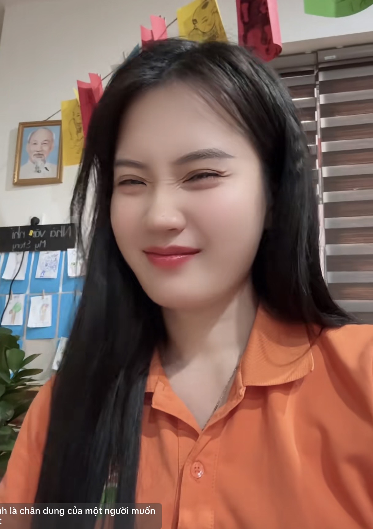 Từng viral với bộ ảnh đi biển, cô giáo mầm non hot TikTok định đi trốn và cái kết dở khóc dở cười- Ảnh 1.