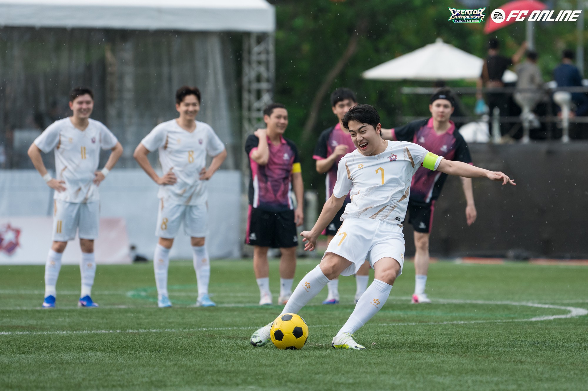 Giải đấu FC Online Creator Championship – mùa 2: Tứ Hùng Tái Chiến chính thức trở lại với loạt tên tuổi đình đám- Ảnh 8.