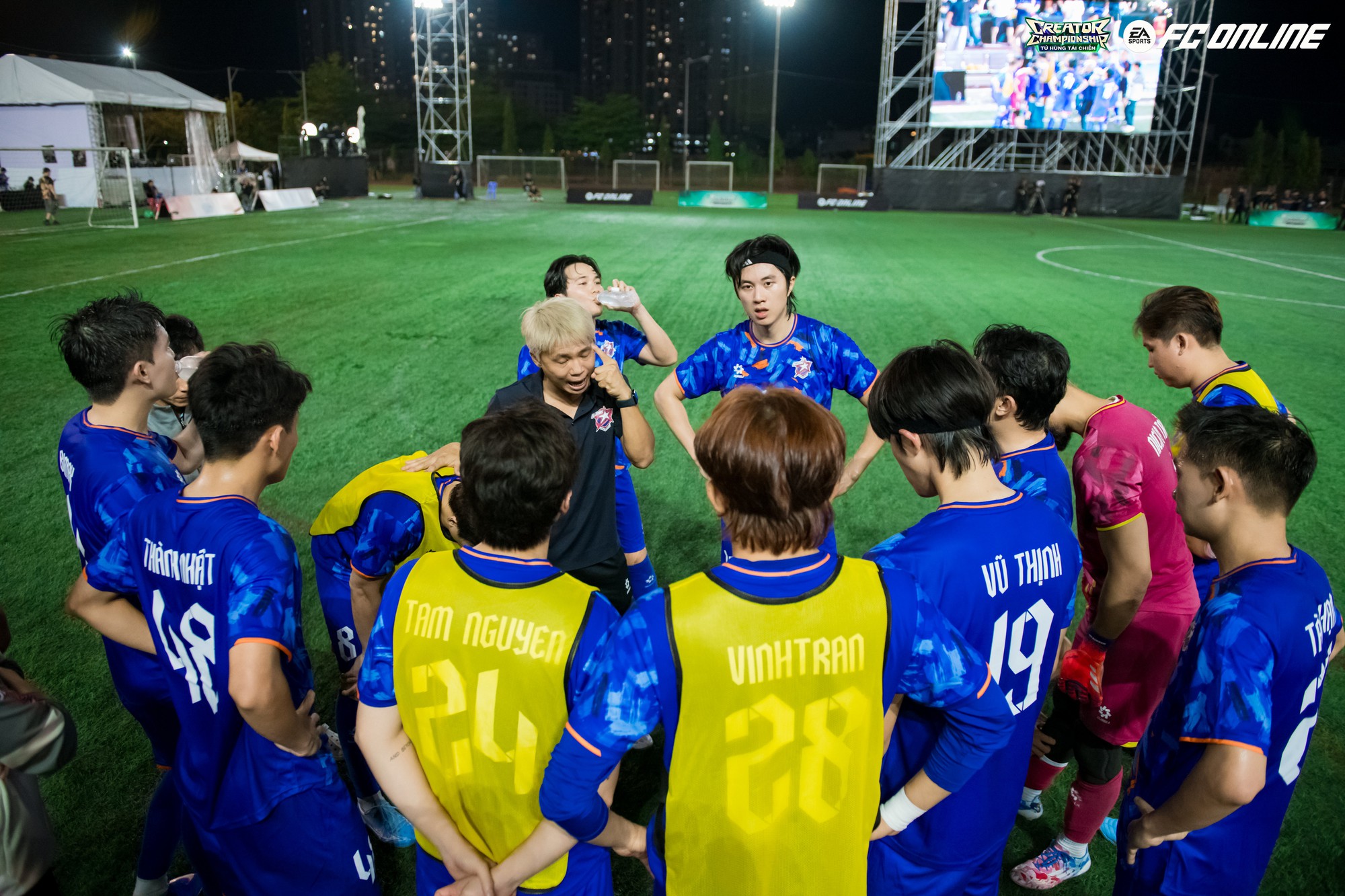 FC Online Creator Championship Mùa 2: Refund Gaming xuất sắc đoạt ngôi vương- Ảnh 8.