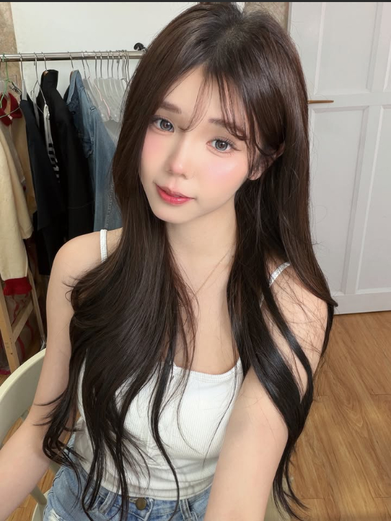 Vừa đăng ảnh đã bị xóa do quá gợi cảm, nữ streamer bức xúc, đáp trả cả anti-fan lẫn nền tảng- Ảnh 1.