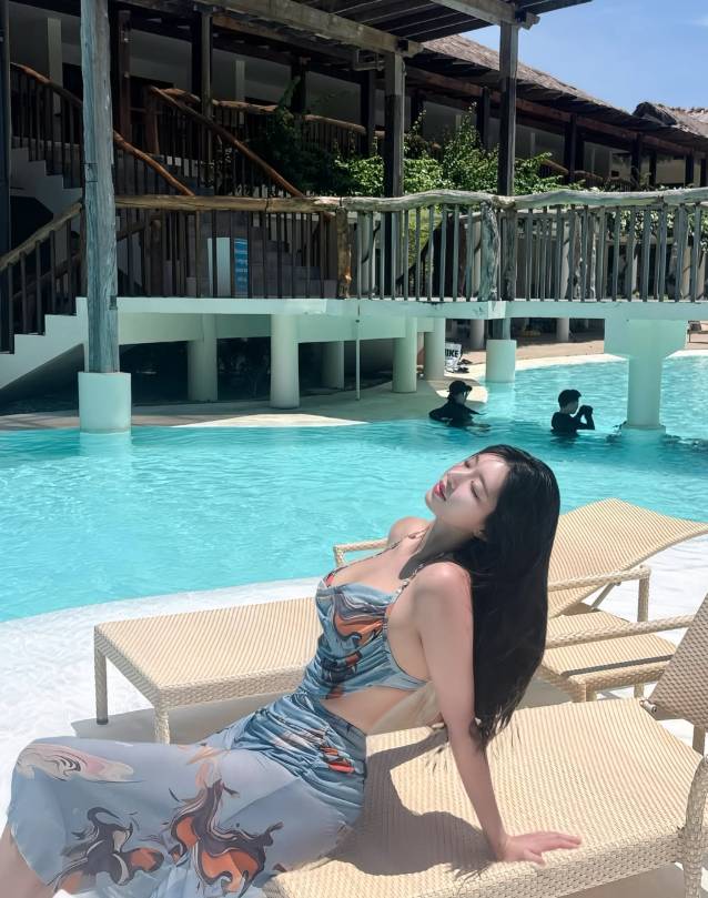Biểu tượng "mình hạc xương mai" bị lung lay bởi hot girl sở hữu dáng quả lê tuyệt mỹ đến từ Hàn Quốc- Ảnh 9.