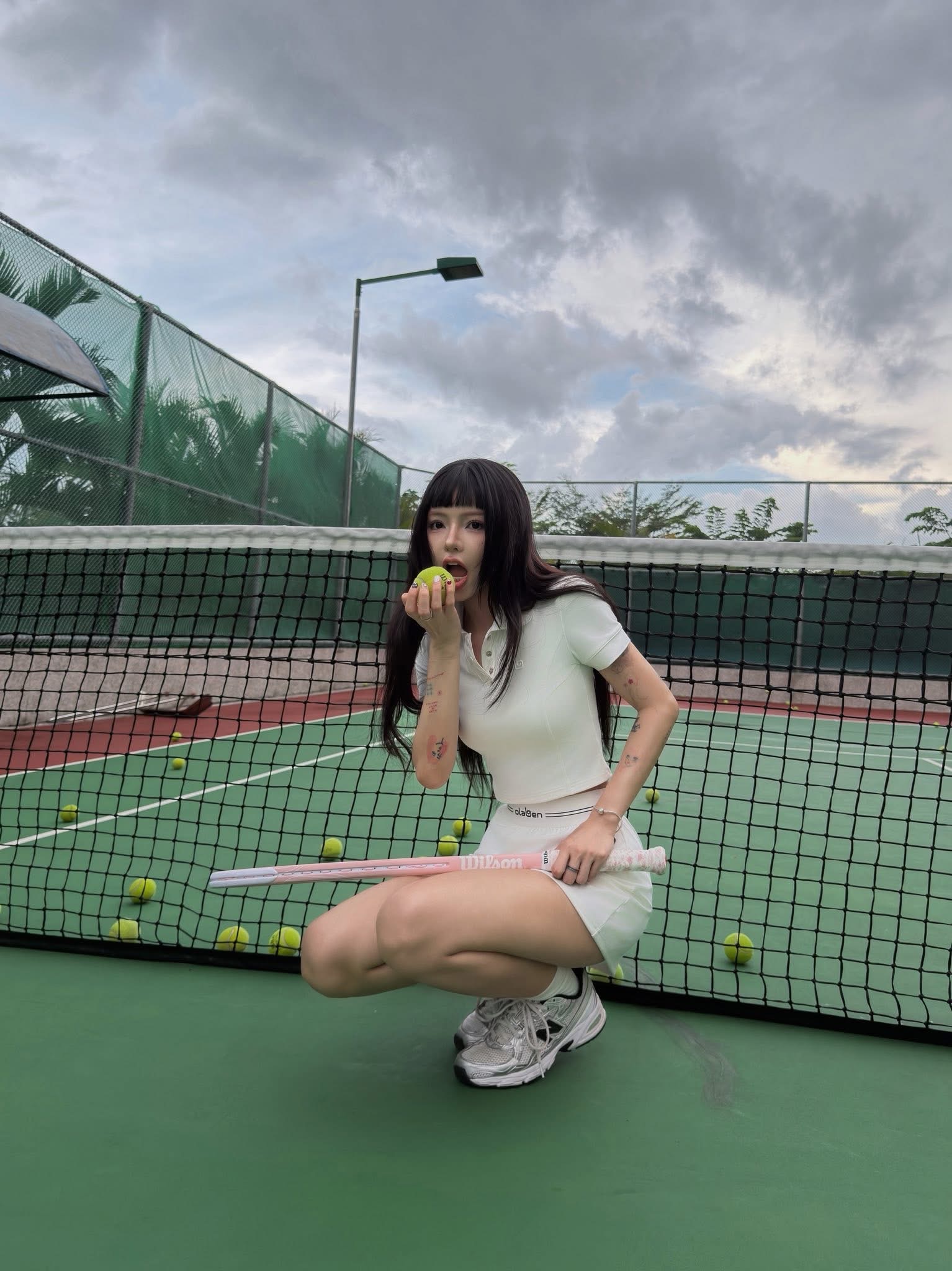 Gác lại vũ đạo triệu view, "Lisa Việt Nam" Ciin lên sân tennis thả dáng, visual "quá trời" xinh!- Ảnh 9.