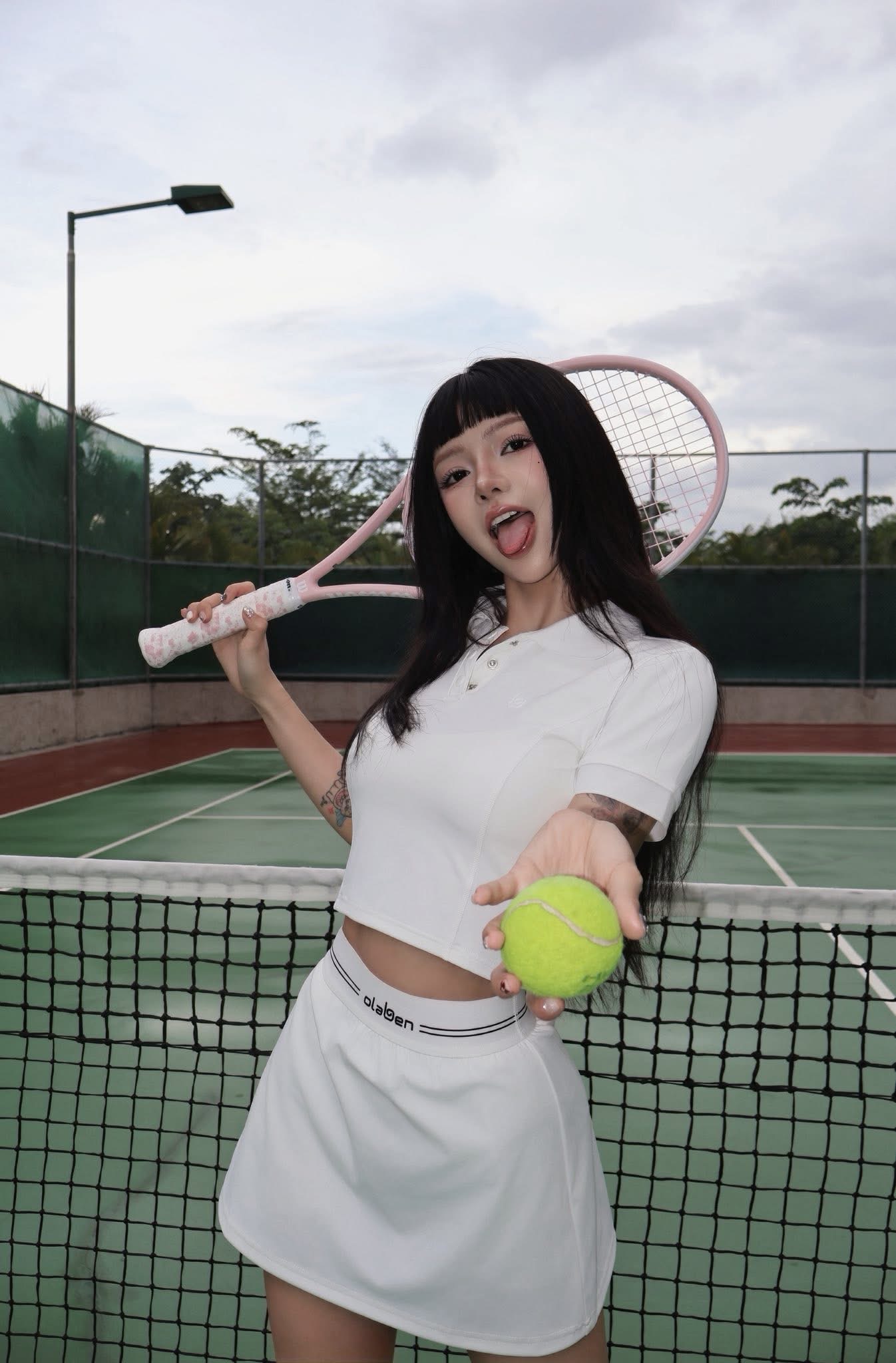 Gác lại vũ đạo triệu view, "Lisa Việt Nam" Ciin lên sân tennis thả dáng, visual "quá trời" xinh!- Ảnh 6.