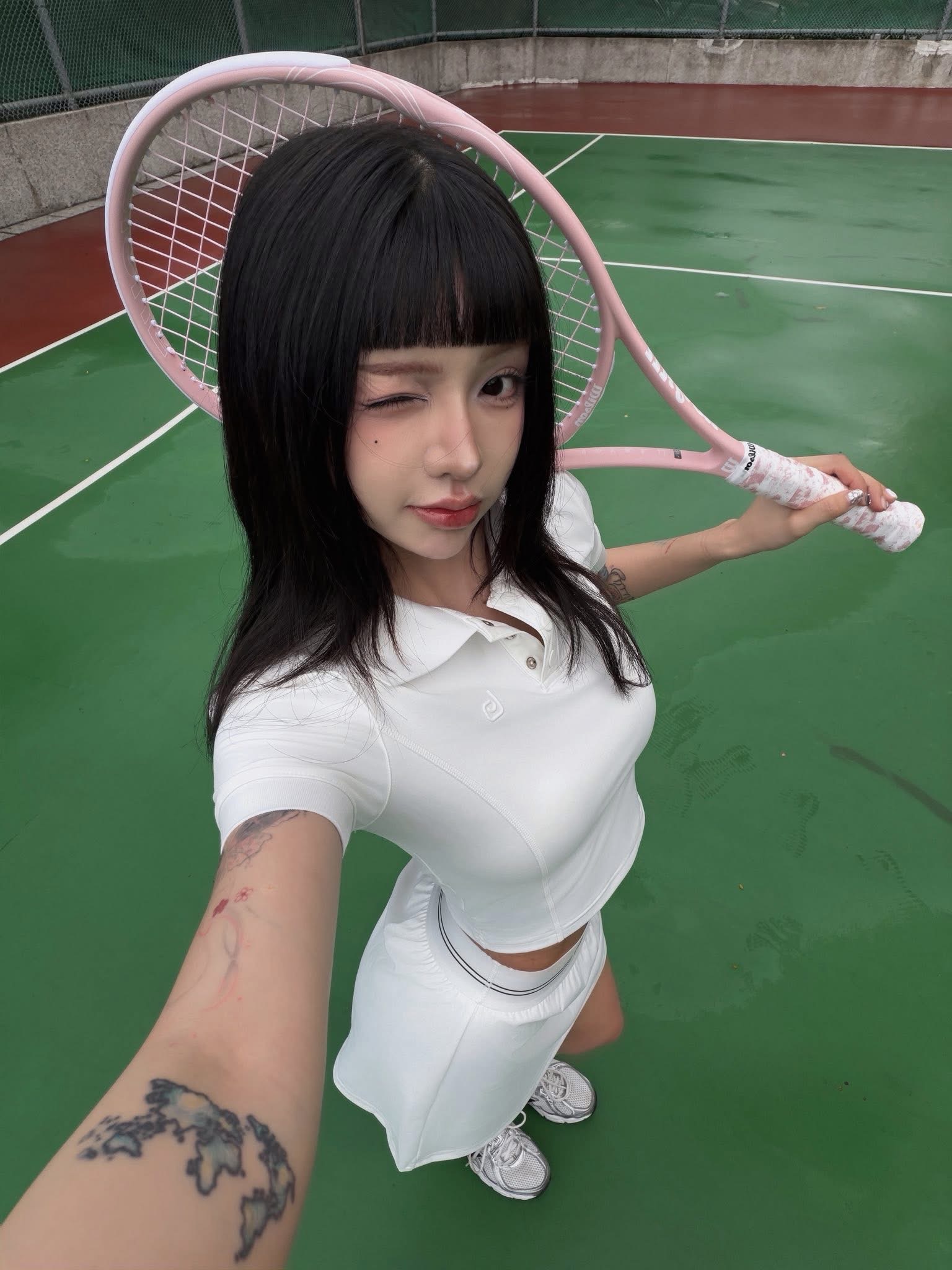 Gác lại vũ đạo triệu view, "Lisa Việt Nam" Ciin lên sân tennis thả dáng, visual "quá trời" xinh!- Ảnh 7.