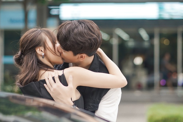 Cảnh nóng xấu hổ nhất cuộc đời Ninh Dương Lan Ngọc- Ảnh 5.
