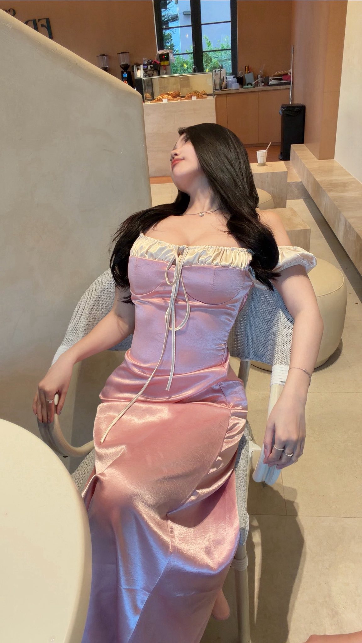 Nhờ cộng đồng mạng "nghĩ cap" để đăng ảnh, hot girl bất ngờ gặp toàn thi sĩ, "thả thính" như rót mật vào tai- Ảnh 6.
