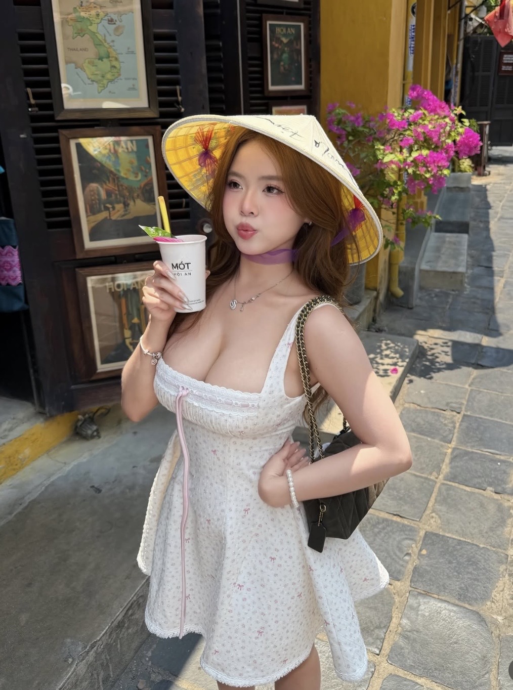 Gái xinh người Việt bỗng trở thành tâm điểm, hàng loạt tài khoản ngoại quốc nườm nượp tràn vào thả tim, để lại những lời khen có cánh- Ảnh 3.