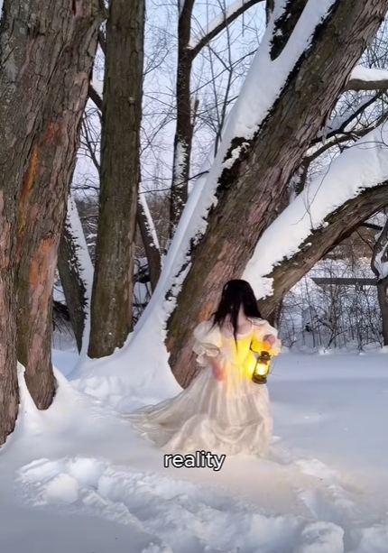 Hậu trường đằng sau khoảnh khắc "lung linh" tuyết trắng của các hot girl xinh đẹp khiến CĐM ngỡ ngàng- Ảnh 3.