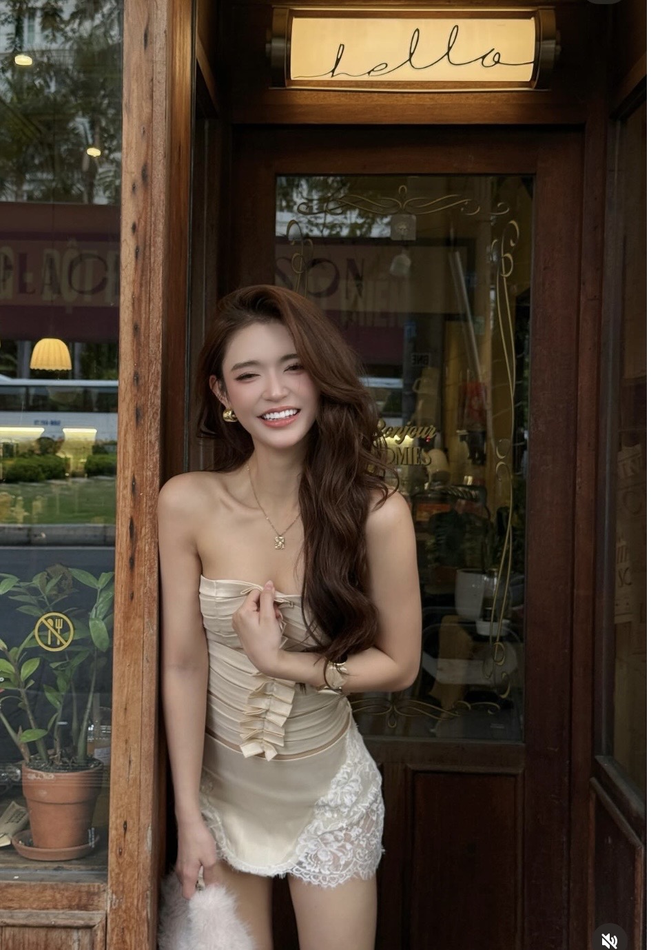 Hot girl tung clip "hack não" người xem về diện mạo, khẳng định 90% viewer tưởng AI- Ảnh 9.