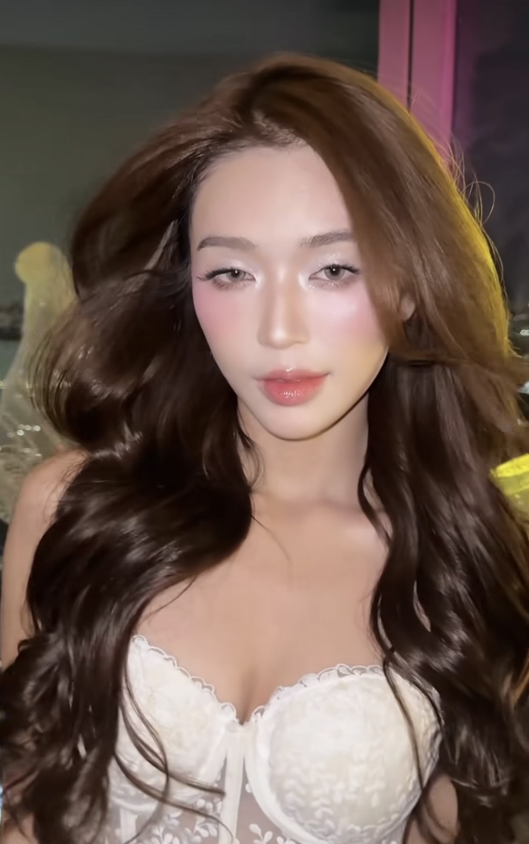 Hot girl tung clip "hack não" người xem về diện mạo, khẳng định 90% viewer tưởng AI- Ảnh 8.